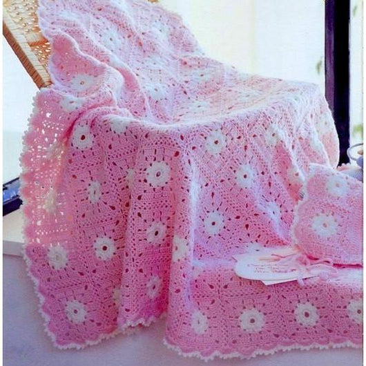 Handmade crochet baby blanket, Pattern only, in different sizes, written in English, with pictures of the proccess of crocheting - AsDidy fashion